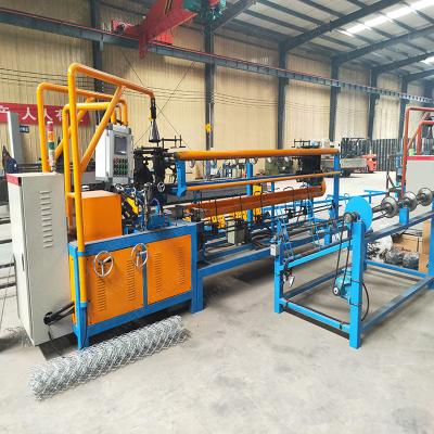 China Farms CNC Steel Animal Chicken Cage Wire Mesh Woven Machine in China for sale