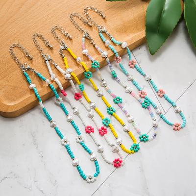 China Colorful Small Daisy Flower Necklace Simple Style Holiday Rice Bead Necklace Female INS CLASSIC Bohemian Style Suitable For Party Dance for sale