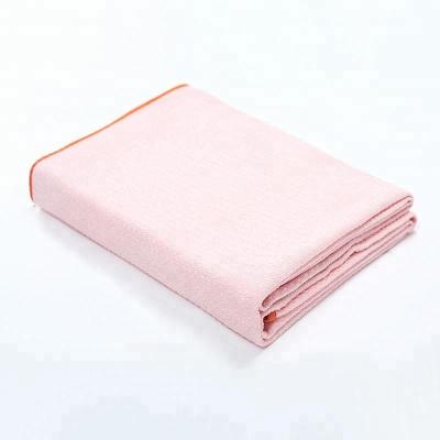 China Non Slip Microfiber Yoga Towel Non Slip Costom With Silicone Non Slip Dots for sale