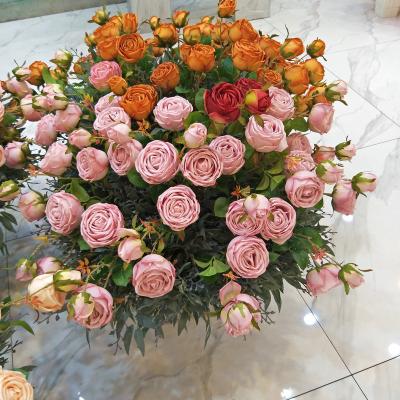 China Nature Hot Sale Single Velvet Artificial Flowers Bulk Wedding Decorative Arrangement Centerpiece Long Stem Roses for sale