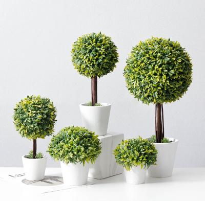 China wholesale beautiful small colorful artificial boxwood topiary plants for home decoration for sale