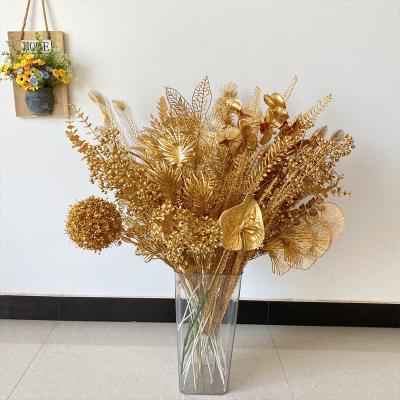 China Wholesale Beautiful High Quality Colorful Silk Plastic Leaf Fake Plant Bulk Stems Foliage Leaves Decor Gold Artificial Leaves For Decoration for sale