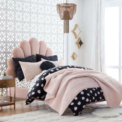 China Beautiful Fashionable Luxury Kids Bedroom Pink Morden Italy Girls Bed / Comfortable Fancy Kids Bedroom Furniture Set for sale