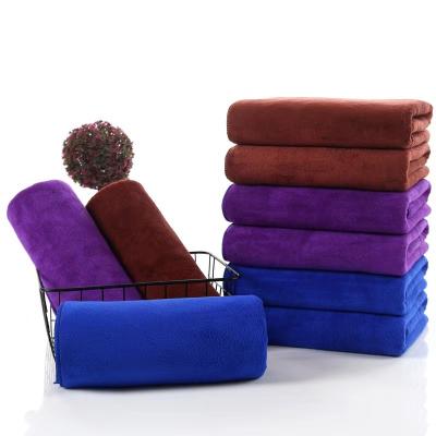 China Reuseable General purpose 30X30cm 400gsm super absorbent cleaning ability strong microfiber towel wholesale car wash towel for sale