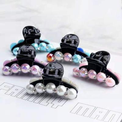 China 2019 Hot Selling Main Black Plastic Hair Clamp Big Decoration Pearl Hair Claw Clip Colorful Crystal Jaw Clip Pearl Hair Claw Clip for sale