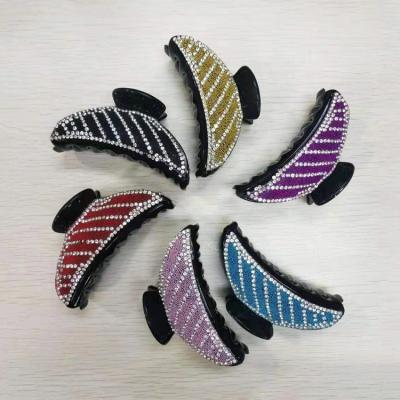 China Wholesale Colored Plastic Hair Accessary Clip Stripe Crystal Hair Claw Clip Squishy Pattern Jaw Clip For Women for sale