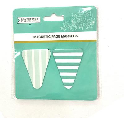 China Mini Marks Triangle Magnetic Bookmark Page Marker For Book Reading for sale