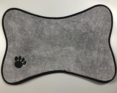 China Dog Cat Pet Mats Pet Bowl Stocked Mat For Food And Water Pet Feeding for sale