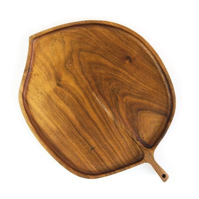 China Sustainable Hot Natural Wooden Walnut Serving Steak Sale Wooden Dinner Plate Tray Souvenir Leaf Shape Black Set For Christmas for sale