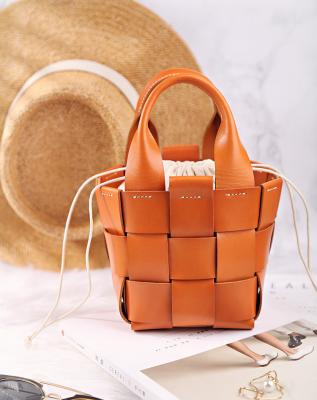 China Stock Basket Cowhide Leather Vintage Bags Designer HandBags For Women Luxury Handbags Ladies Leather Tote Bags Fancy Pack for sale