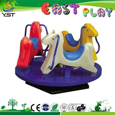 Chine Le ressort Rider Seesaw Playground Equipment Amusement de 1300 kilogrammes monte le bateau de pirate à vendre