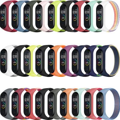 China Nylon Cloth Buckle Strap for MI band 5 xiaomi MI band 5 4 sports watch band correa 4 3 2 Replacement strap Wristbelt Miband 6 belt 5 for sale