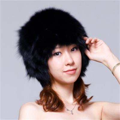 China JOINT Knitted Soft Fitted 100% Acrylic Black Fox Fur Hats Ladies Fox Fur Beanie Hat Women Winter Luxury Custom Stretch Hat Fashion for sale