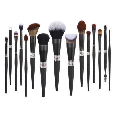 China Smudge Brush Smudge Brush 14pcs Premium Synthetic Bristles Crystal Handle Set Kabuki Foundation Blush Powder Brush Face Lip Eye for sale