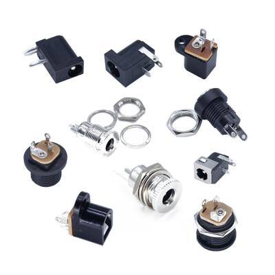 China PCB 099 DC Barrels Plug 55Mm 21Mm 5mm 3.0x1.1mm 2AM 2.1Mm X5.5Mm 2 5.5 X 2.1mm 12V 1A 3 Pin DC Power Jack Male Female Connector for sale