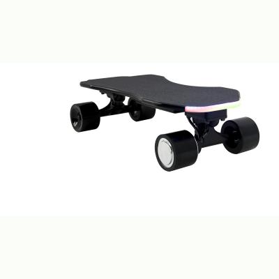 China Youth Wholesale Portable Lightweight Longboard Speed ​​Charging Electric Skateboard e Scooter for sale