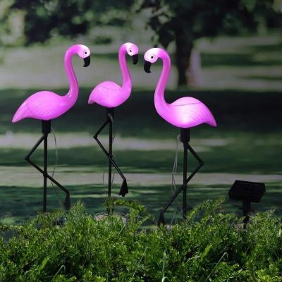 China IP55 Garden Waterproof 3 Pack Flamingos Garden Decor Solar Powered Decorative Stake Lights for sale