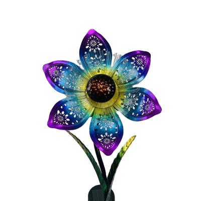 China Minimalist Solar Powered Flower Lights Outdoor Decorative Garden Stake for sale