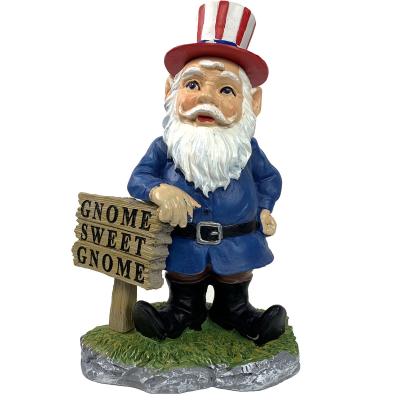 China Minimalist China Manufacturers Garden Funny Gnome Statue With 6 Different Hat for sale