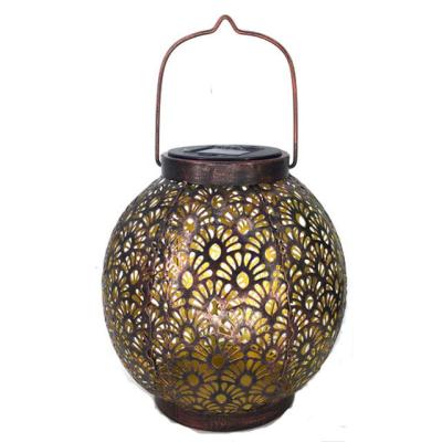 China LANDSCAPE Garden Decorative Metal Hanging LED Light Waterproof Solar Lantern for sale