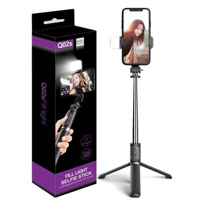 China Selfie Stick with Q02s Light Radio Monopod Selfie Stick Remote Control Tripod with LED Fill Light 3 in 1 for Smartphone for sale