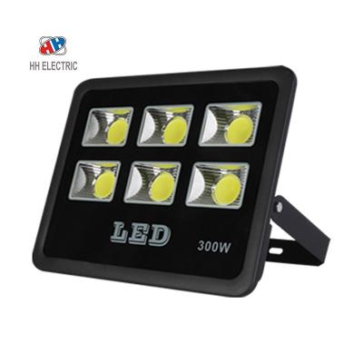 China WAREHOUSE/OFFICE/HOTEL/ETC 2022 Hot Sale LED Flood Light With Waterproof COB 50W 100W Outdoor Lighting Lamp CE Certificate 5 Years Warranty IP65 IP66 IP67 for sale