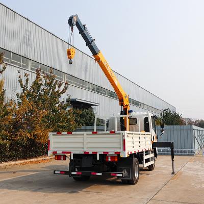 China TRUCK CRANE Hot SaleJIUBANG knuckle boom crane 4x2 truck mounted crane 4ton for sale