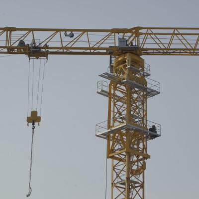 Cina Sinocorp Flat Top Tower Crane 6 tonnellate Capacità di sollevamento elevata in vendita