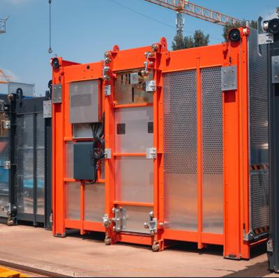 China 2000kg Double Cage Construction Lifts SC200 for sale