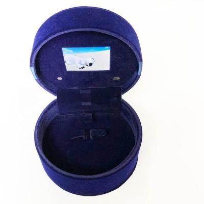 China Europe Rechargeable 2.4inch LCD Video Gift Box With Light Sensor Activation for sale