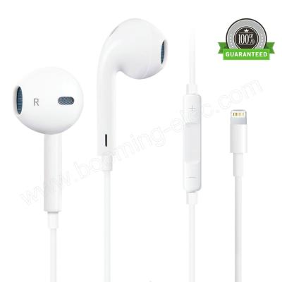 China 8 Pin Wired Cell Phone Earpiece White Color 3.5mm Connector Long Lifetime for sale