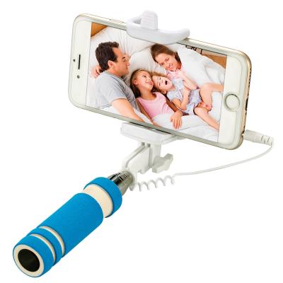 China Handheld Wired Selfie Stick , Smartphone Selfie Stick Adapter Rotating 180 Degrees for sale