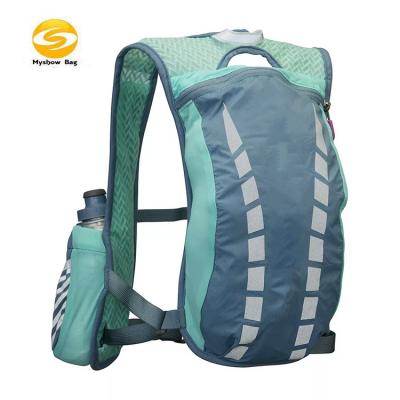 China Waterproof Sport Hiking Running Boot Bag Hydration Backpack With 2l Water Bladder for sale