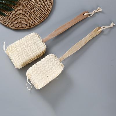 China All New Natural Sisal Rubbing Back Bath Brush Long Handle Bath Brush Sisal Bath Brush for sale