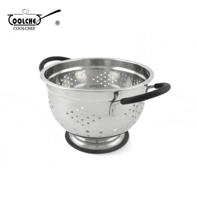 China Sustainable Stainless Steel 25cm Fruit And Vegetable Colander for sale