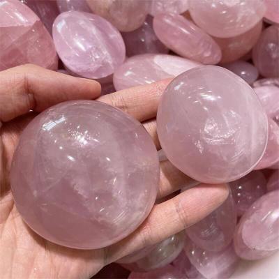 China Europe Crystal Tumbled Oval Natural Gem Rose Quartz Palm Healing Stone for Meditation for sale