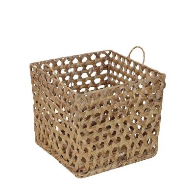 China 2021 News Sustainable Weaving Basket Fruit With Handled Boxes Customized Organizer Storage Boxes New 2021 Fit Natural Water Hyacinth Storage Basket for sale