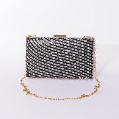 China New Trend Rhinestone Rhinestone Banquet Celebrity Bag Square Elegant Dress Clutch Soft Sequin Chain Cross-Body Bag for sale