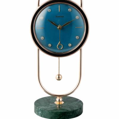 China 2022 China Gift Classic Style New Design Handmade High End Table Clock For Gifts for sale