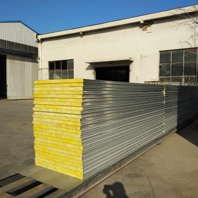 China 950mm Fire Rated Fiberglass Glass Wool Sandwich Panel With Cheap Price for sale