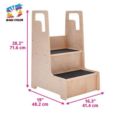 China Bring Happy Kids Caustomize 2021 New Design Wooden Kids Step Stool W08G307 for sale