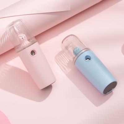 China 2022 Newest GIVERARE Nano Facial Moisturizer Steamer, Handy Mini Mister, USB Rechargeable Mist Sprayer, 30ml Water Tank Visual for sale