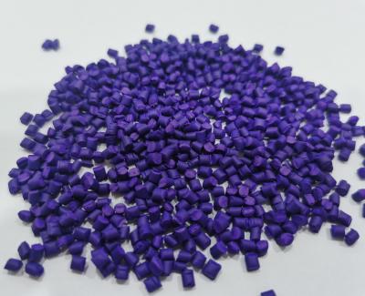 China Violet Purple Plastic Masterbatches LDPE Carrier Hdpe Recycled for sale