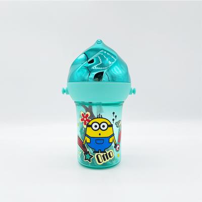 China Tritant Material Cute Look 2021water Bottle Kids Cups , Non Spill Water Cups With Straw for sale