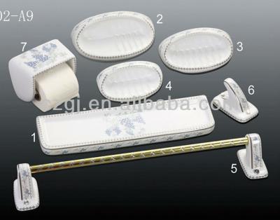 China Porcelain Ceramic Bathroom Accessories for sale