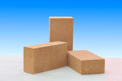 China 230 X 114 X 65mm Fire Refractory Bricks 50MPa Cold Crushing 2.2g / Cm3 Bulk Density for sale