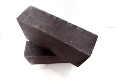 Китай Refractoriness Magnesia Spinel Bricks 50 - 100Mpa Compressive 1790-1850℃ 19-25% Porosity продается