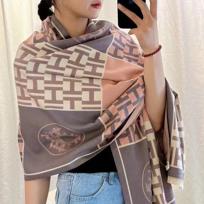 China Warm Soft Comfy Lightning Bolts Neck Double Sided Cashmere Jacquard Scarf Imitation Fabric Warmer Women's Double Sided Shawl And Scarves for sale