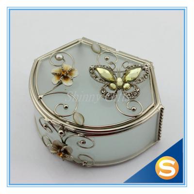 China Wedding Favors Wedding Favors Vintage Jewelry Box Silver Plated Gift Box For Jewelry for sale