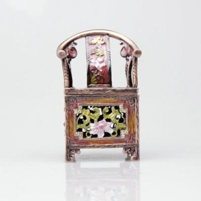 China Luxury Retro Styles Metal Chair Shape Trinket Boxes With Rhinestone Metal Craft Trinket Jewelry Boxes for sale